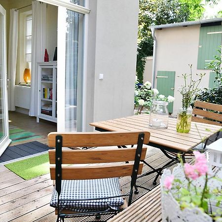 Jethon Studio-Appartement Im Gruenen Бернбург Екстериор снимка