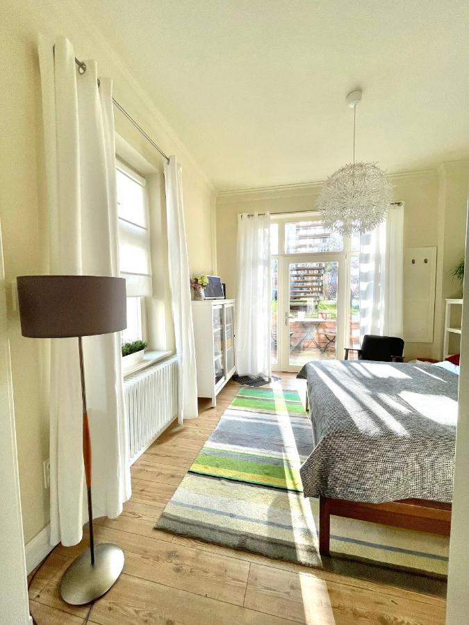 Jethon Studio-Appartement Im Gruenen Бернбург Екстериор снимка