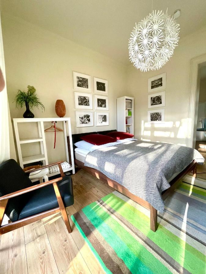 Jethon Studio-Appartement Im Gruenen Бернбург Екстериор снимка